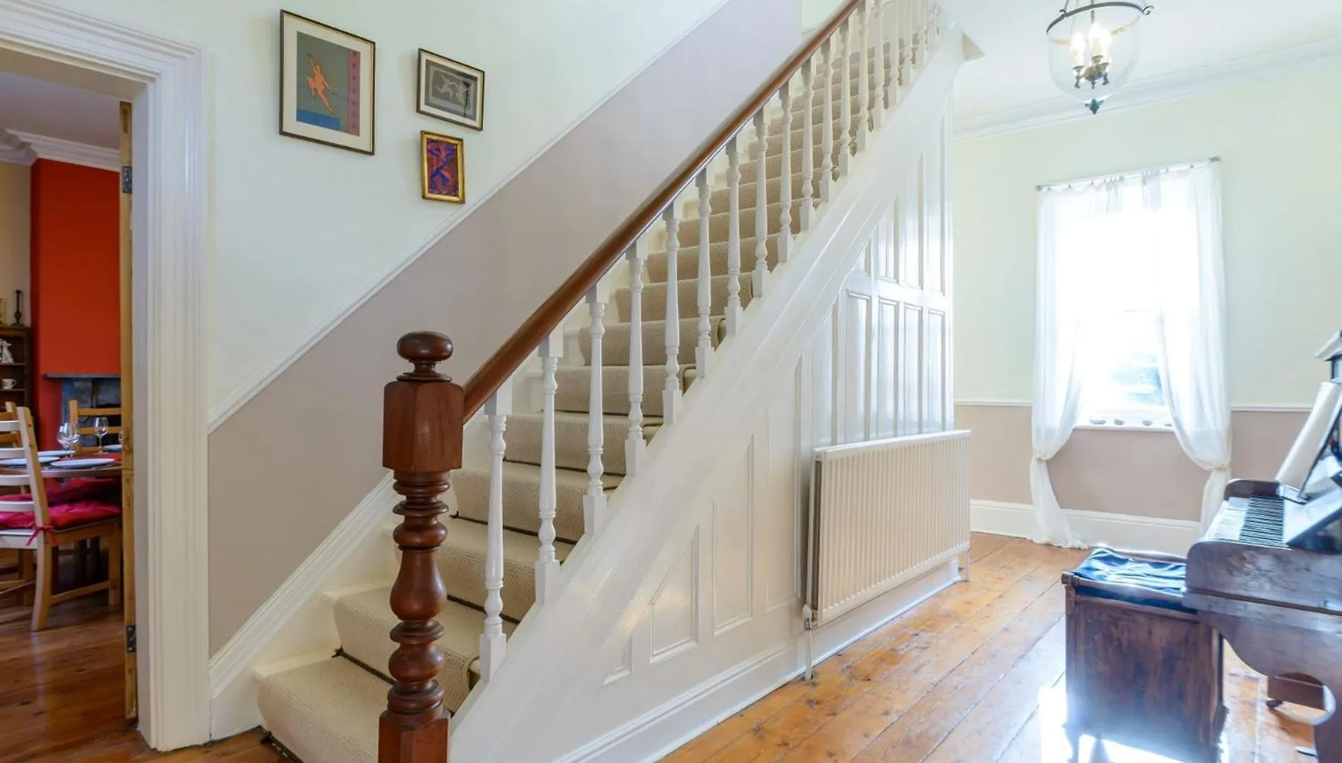 בית נופש הוילה קאטריק ברידג' 6 Bed In Richmond 6Mls 52779